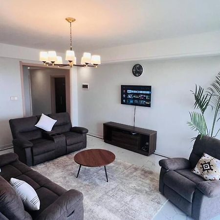 Machakos Lovely 3 Bedroom With A View Of The Park מראה חיצוני תמונה